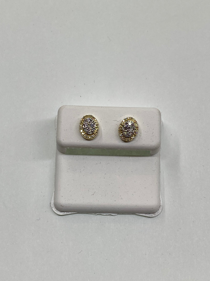 Beautiful 10kt Gold & 0.25 CTW Diamond Earrings