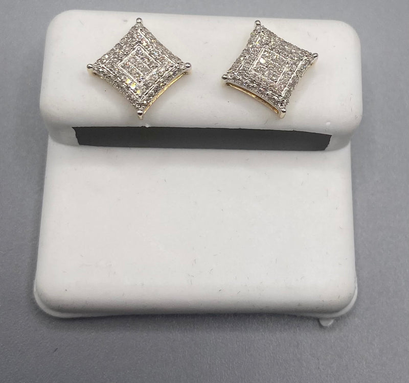 Genuine 10 KT Gold Diamond Earrings 0.30 CTW