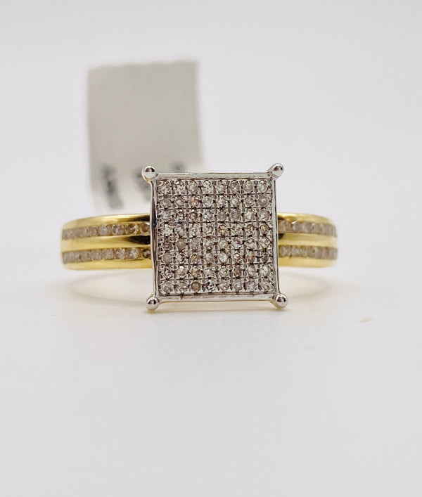 Real 10KT Gold & 0.38CTW Diamond Ladies Ring💍