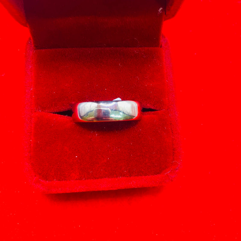 Genuine 10KT White Gold Ring