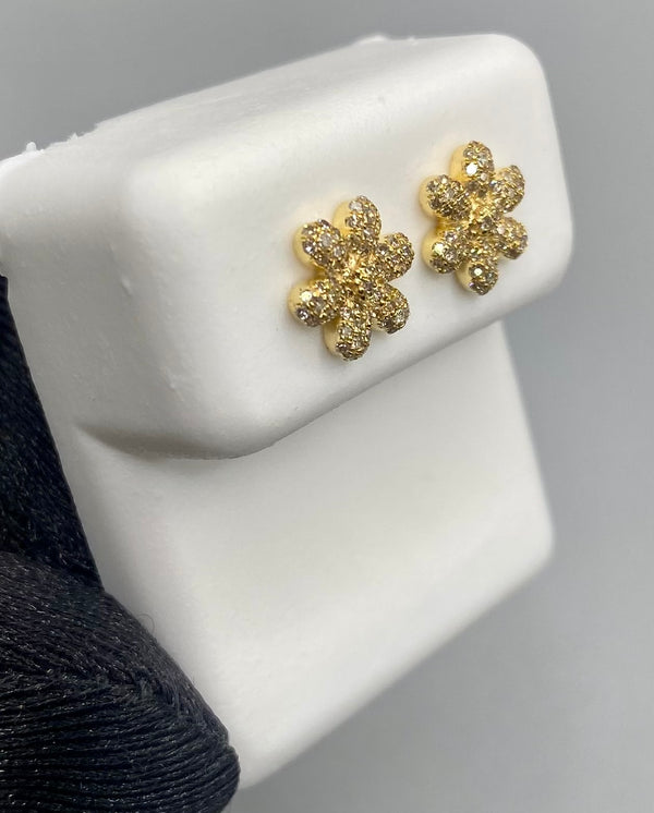 Genuine 10KT Gold 0.2 CTW Flower shaped Diamond Earrings