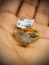 Real 10kt Gold & 0.28CTW Diamond Ladies Ring