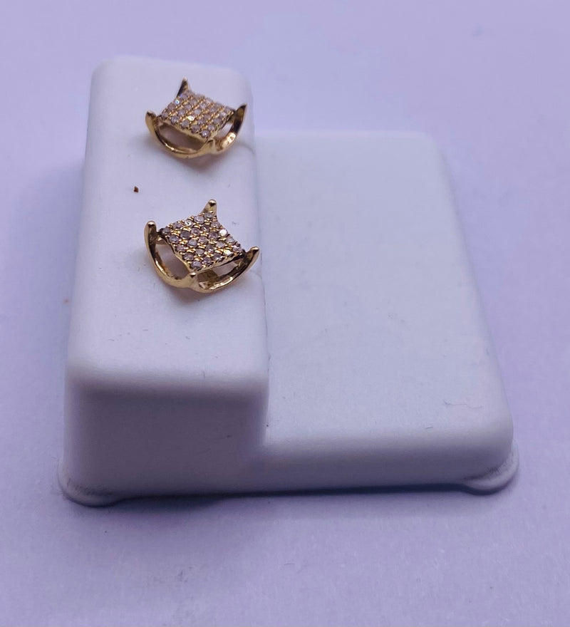 Genuine 10KT Gold 0.1CTW Diamond Earrings