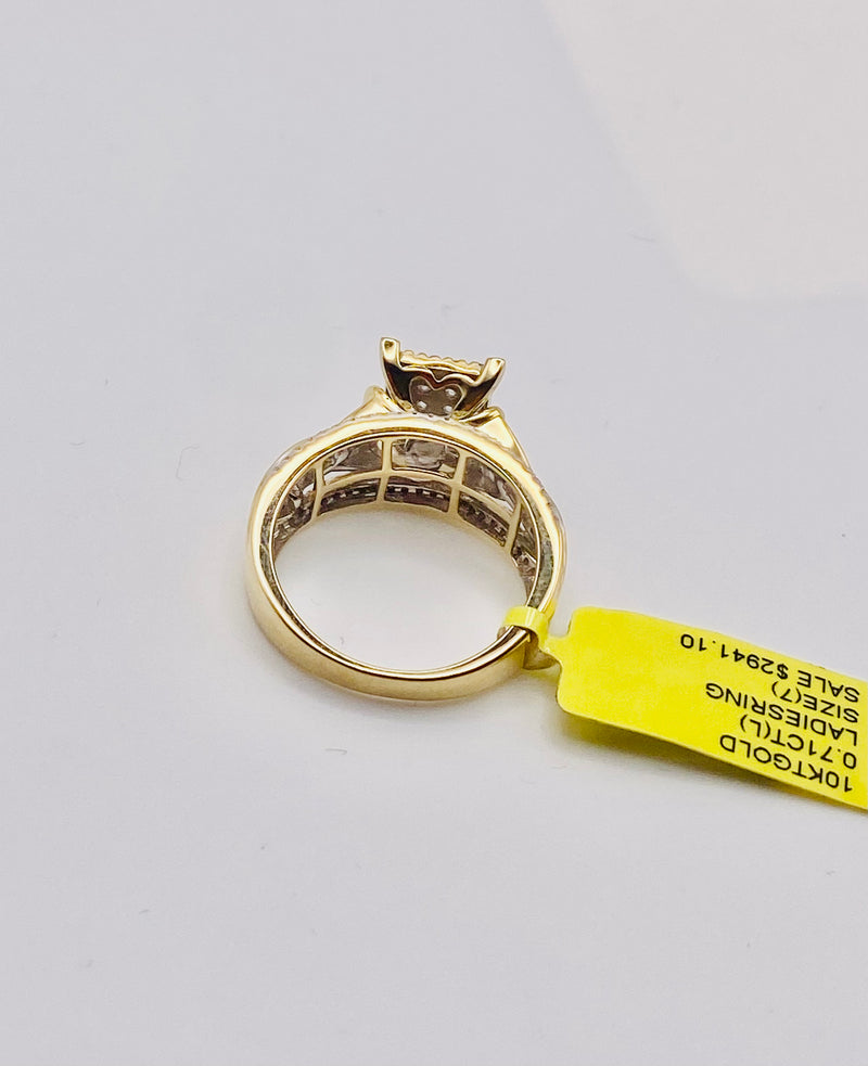 Real 10KT Gold & 0.71CTW Diamond Ladies Ring