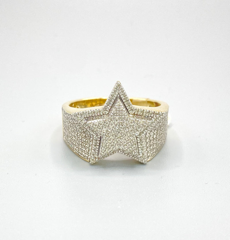 Genuine 10kt Gold Diamond Star Men’s Ring of 0.73 CTW