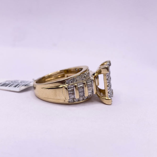 10kt Gold Diamond Women’s Ring of 2.04 ctw