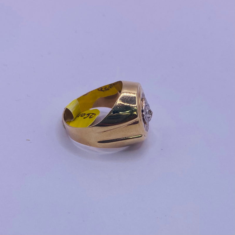 10kt Gold Mens Ring of 7 gms