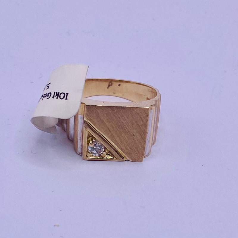 10kt Gold Mens Ring of 5.8 gms