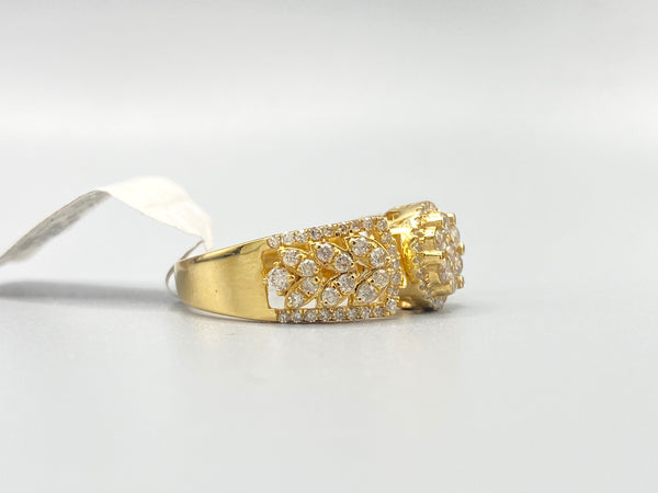 Genuine 18kt Gold Diamond Women’s Ring of 0.96 CTW