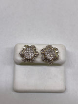 Beautiful 10kt Gold & Diamond (0.62 CTW) Earrings