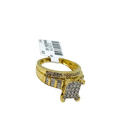 10kt gold diamond women’s ring available on special sale