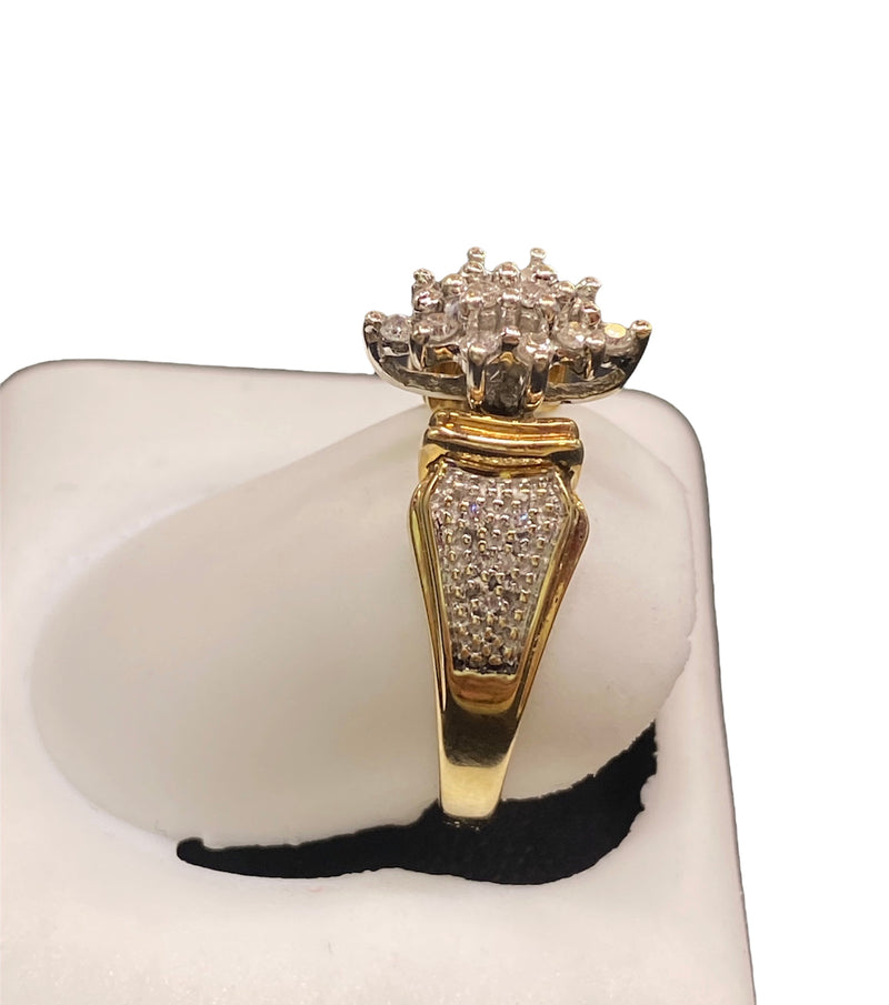 Real 10KT gold and 0.4CTW Diamond ladies ring