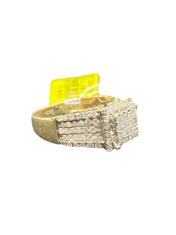 Real 10kt Gold and 2.20CTW Diamond Ladies Ring