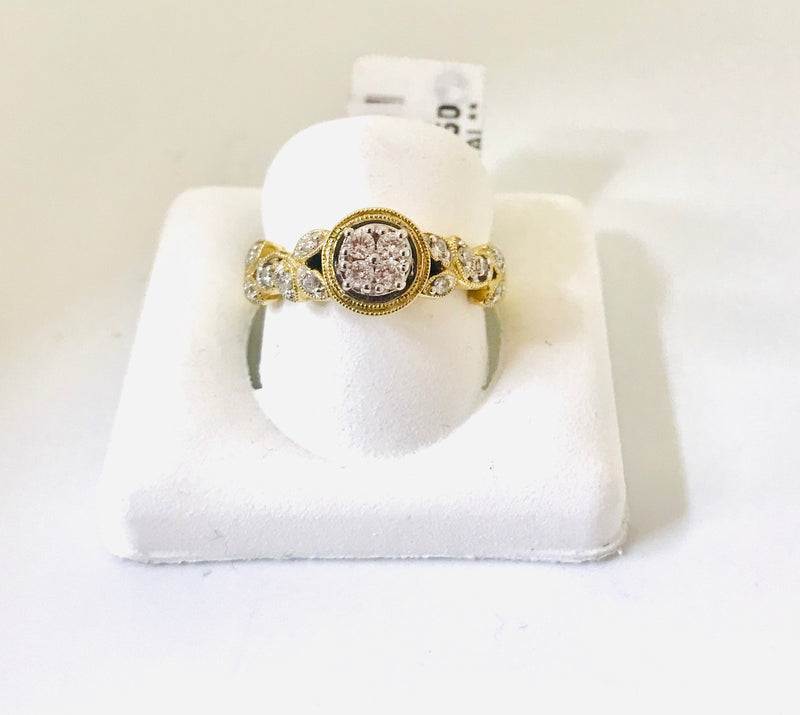 Real 10KT GOLD AND 0.25CTW DIAMOND LADIES RING