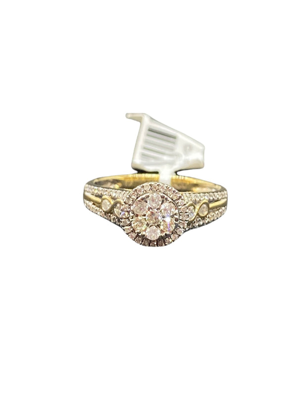 10Kt Real Gold & 0.50CTW Diamond Ladies Ring