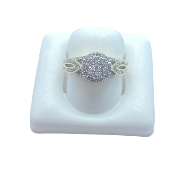 Real 10Kt Gold and 0.26CTW Diamond Ladies Ring