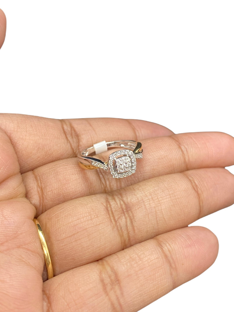 Real 10Kt & 0.5CTW Diamond Ladies Ring