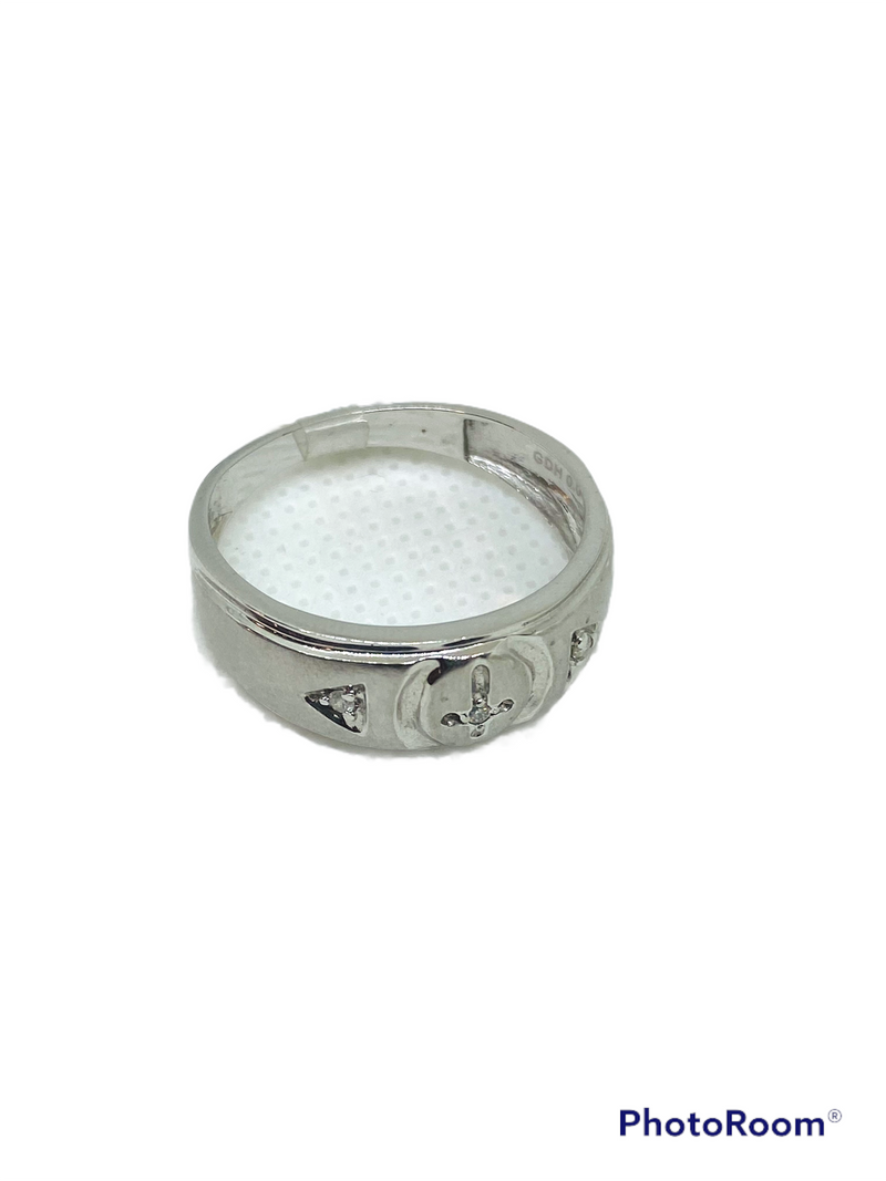 10kt gold diamond ring of 0.04 ctw available on special sale