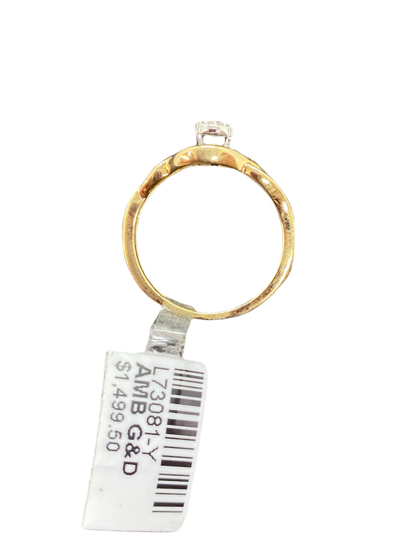 10kt Gold and Diamond women’s ring of 0.15 CTW available on special sale