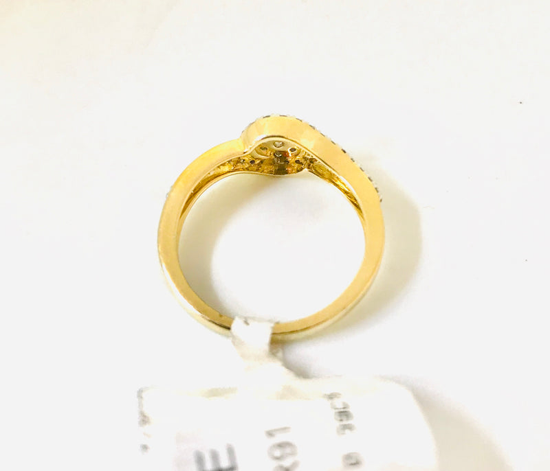 Real 10KT GOLD & 0.39CTW DIAMOND LADIES RING